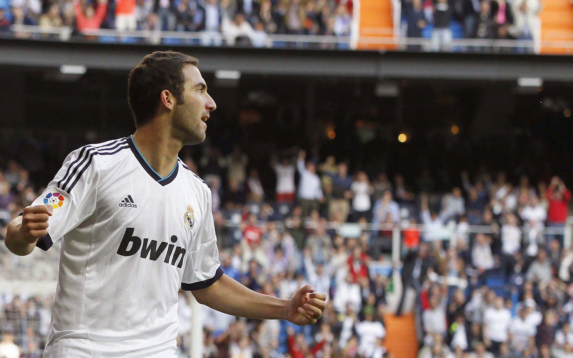 罗马诺独家，布莱顿中场巴莱巴成阿莫林头号目标，阿森纳同步加速赖斯续约谈判